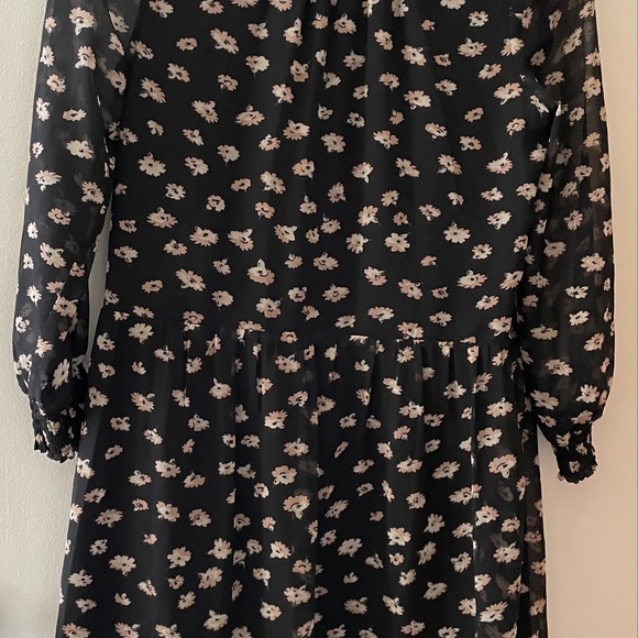 Madewell Mistlight Mockneck Dress in Seattle Floral Black Sheer - Picture 7 of 8